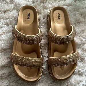 Platform sandals